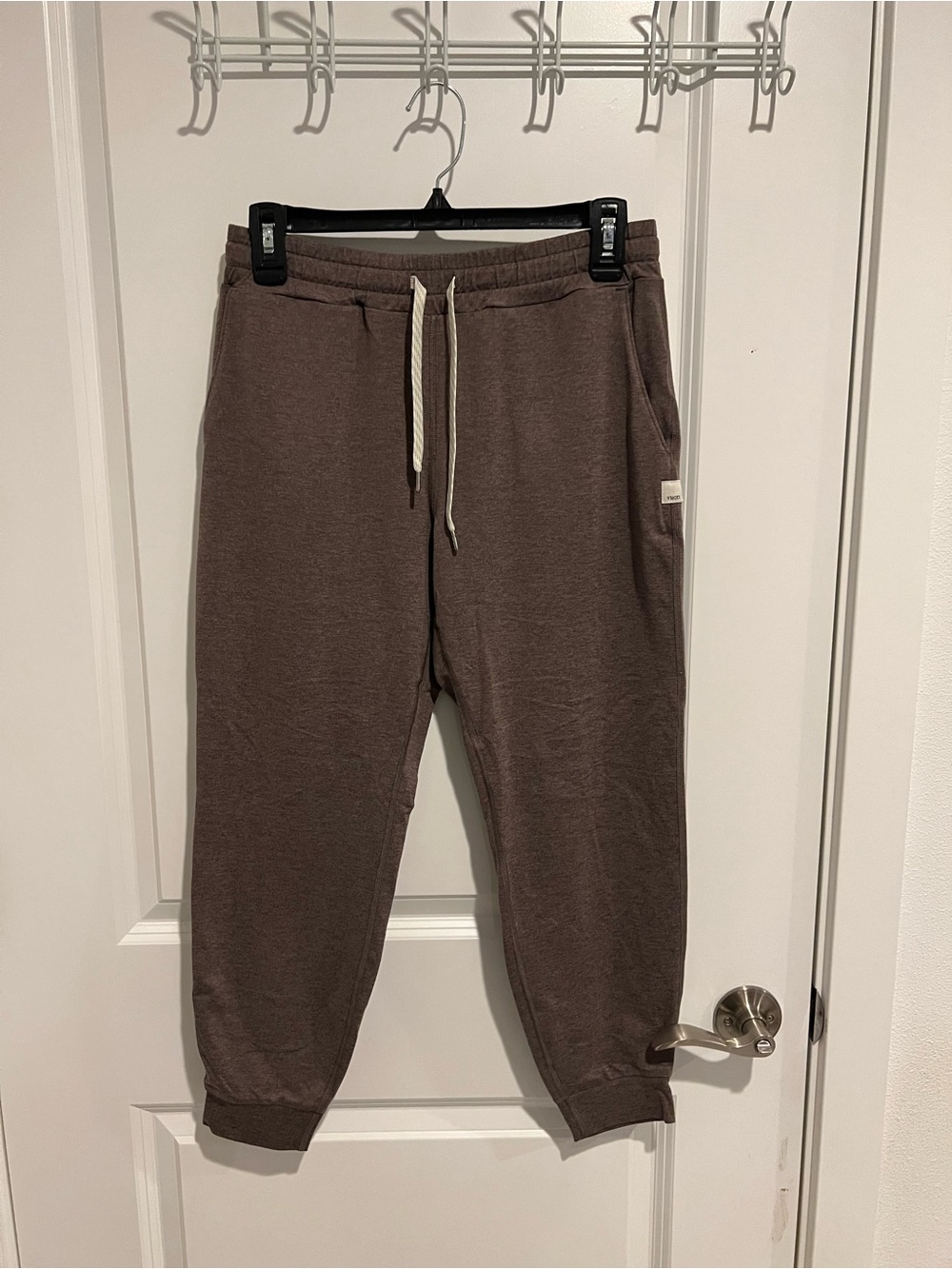 Vuori Performance Jogger - Chia Heather